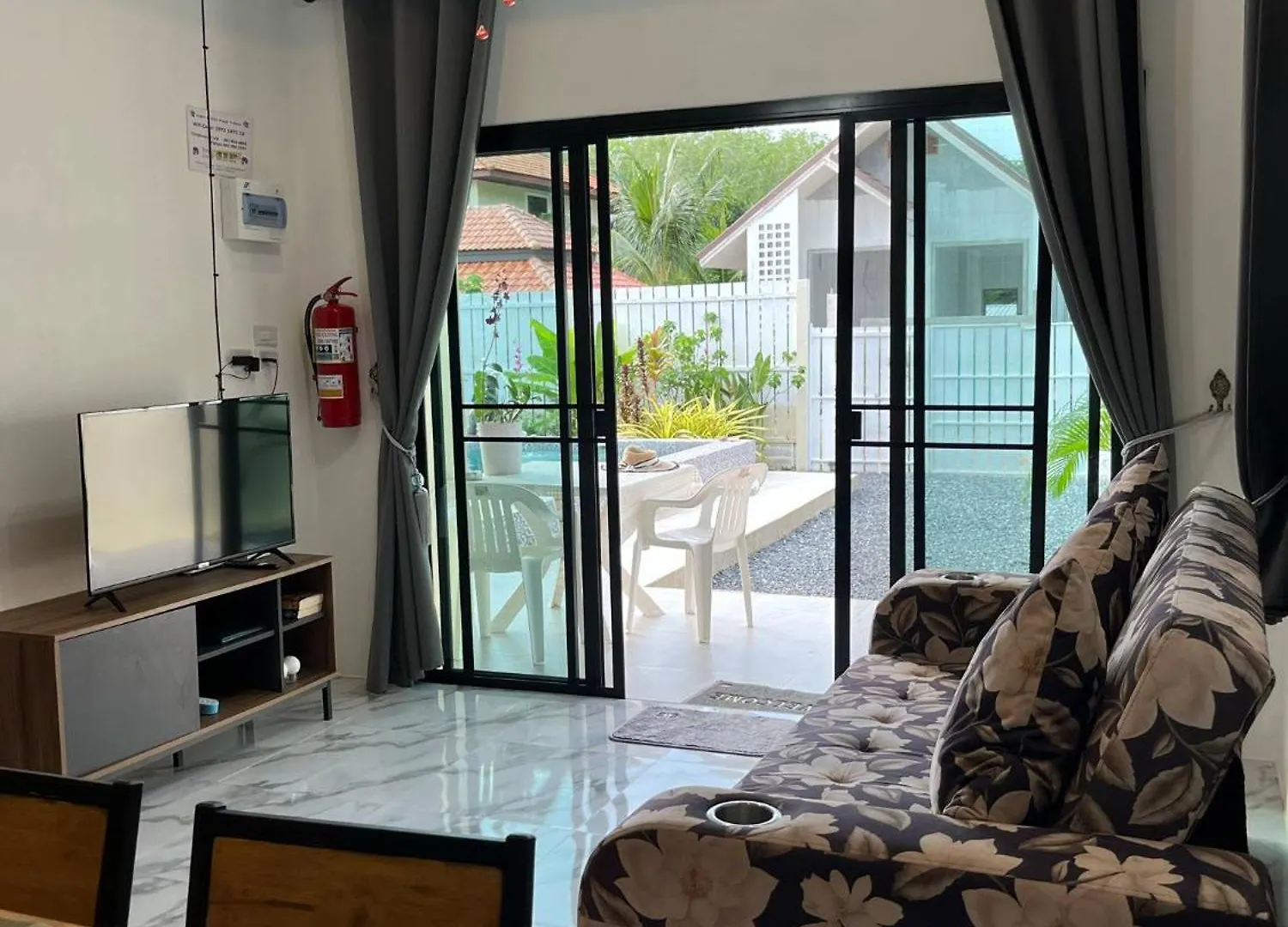 Villa ,70M2, Piscine,2 Chambres Ko Lanta